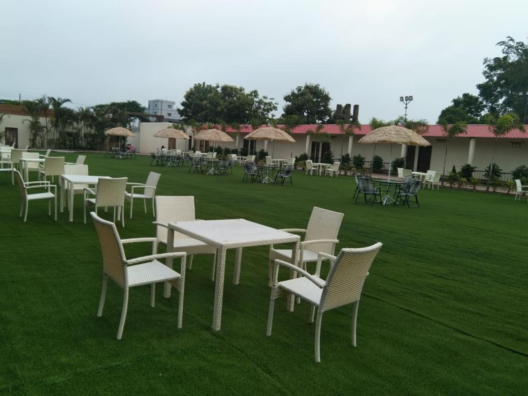 Focus Club And Resort Ráncsí Kültér fotó